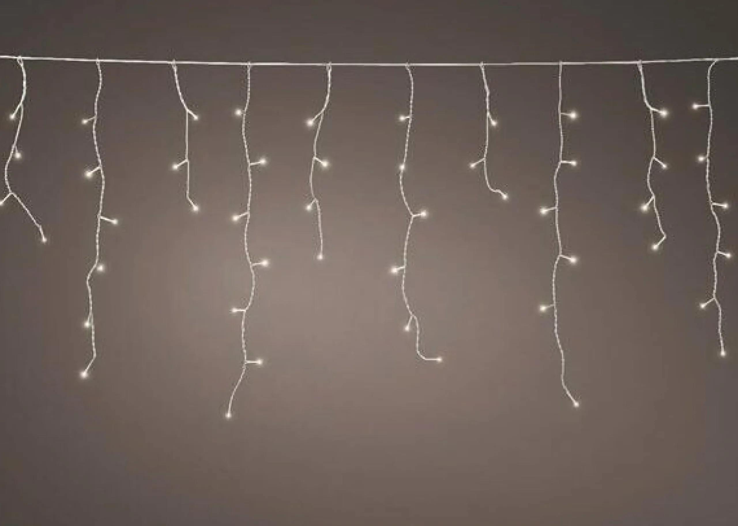 Christmas Land Outdoor Christmas Lights*Leds Connect Icicle Christmas Lights Warm White